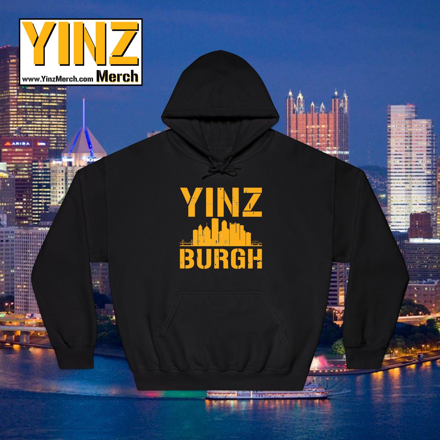 Hoodies, Sweatshirts & Pullovers